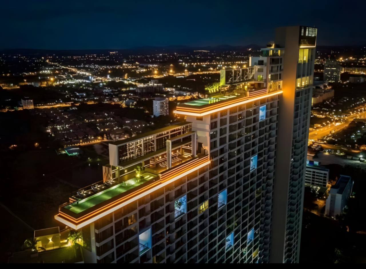 The Riviera Palm Beach Pattaya